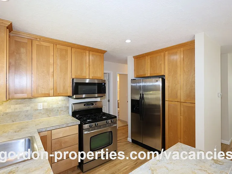 10851 SE Garrett Dr — Photo 11