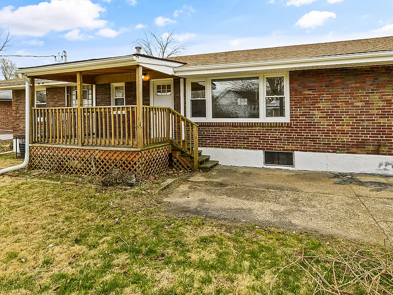 1201 Billings Dr — Photo 4