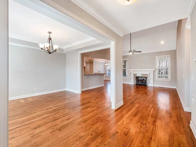 8052 Burgundy Cir — Photo 14