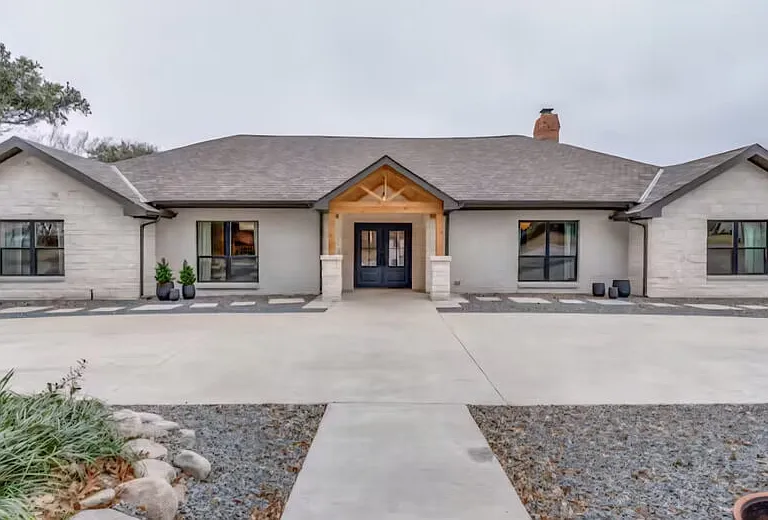 7115 Misty Meadow Dr — Photo 24