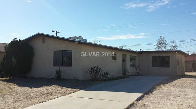 2nd image of 2289 La Puente St