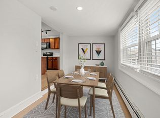 45 Federal St APT 5, Salem, MA 01970