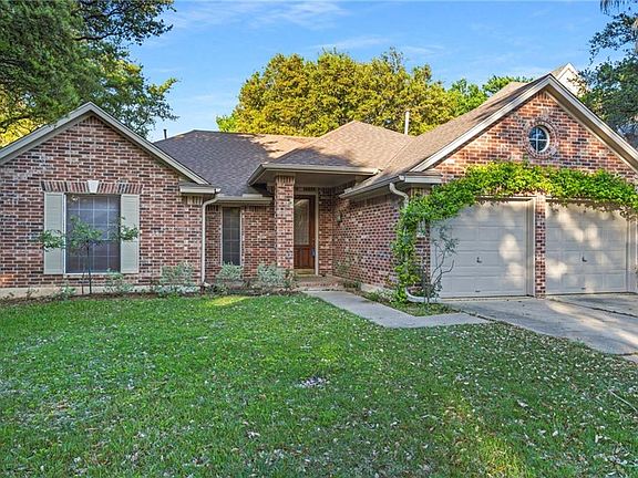 2nd image of 16821 Squaw Valley Ln