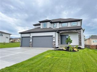 24803 W 88th Ter, Lenexa, KS 66227