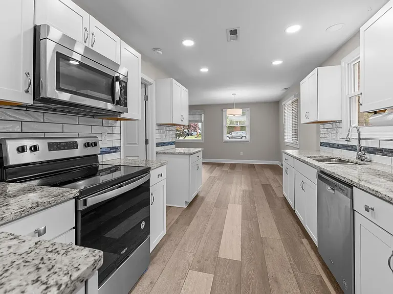 5008 Unaka Ave — Photo 16