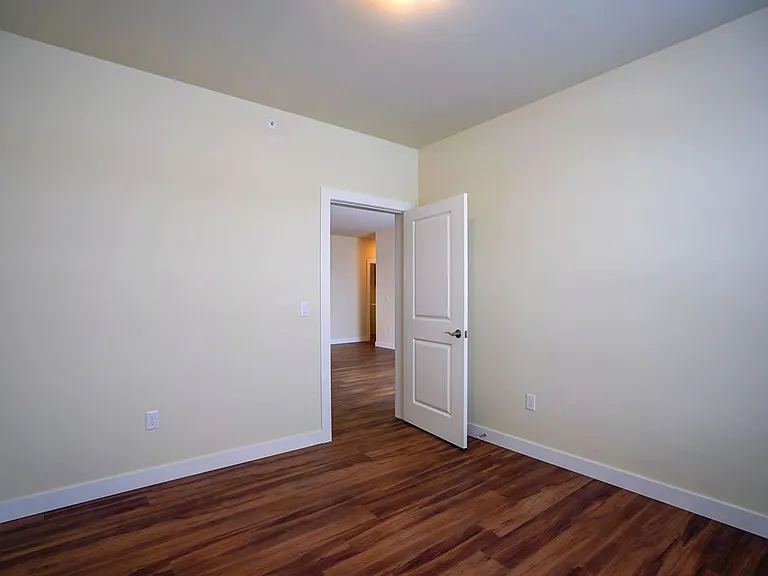 1270 Stonewood Xing — Photo 5