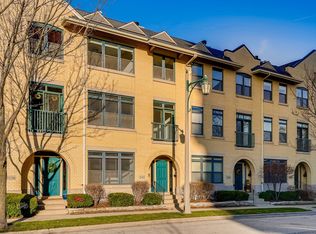 3540 Patten Rd, Highland Park, IL 60035