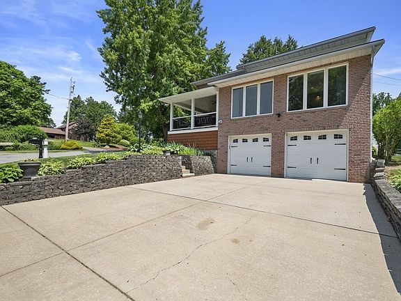 3rd image of 11790 Oakmere Pl