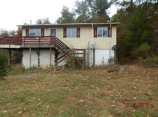 24 Sunnydale Ln, Bland, VA 24315