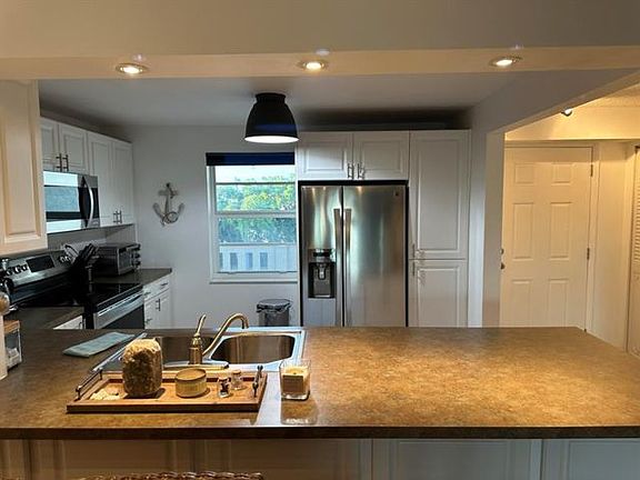 3rd image of 111 SE 3rd Ave #30E