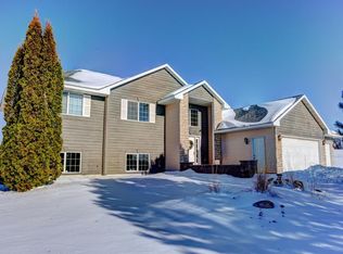 6520 71st Ln, Loretto, MN 55357