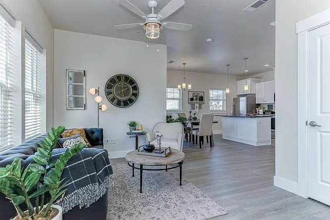 Cedar Crossing Luxury Townhomes — Photo 27