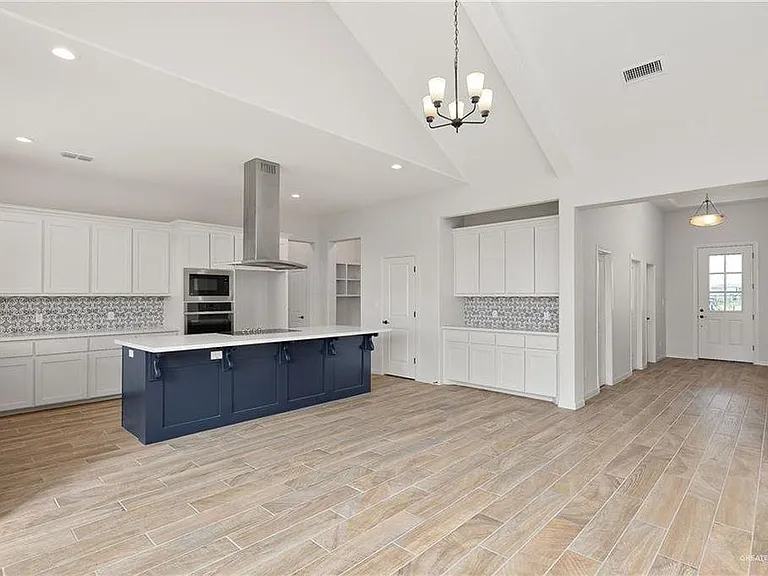 4721 Ensenada Ave — Photo 9