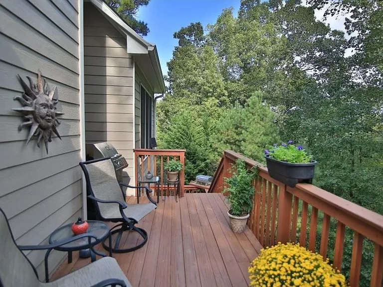 5020 New Chapel Hill Way — Photo 33