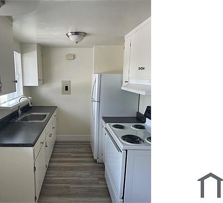 3rd image of 2491 Whitney Dr #5