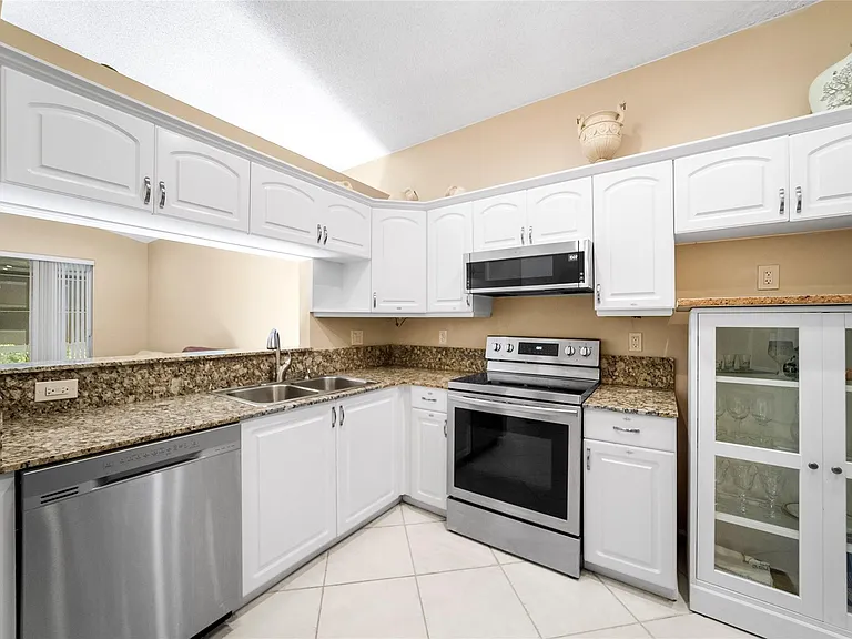 5021 S La Sedona Cir — Photo 11