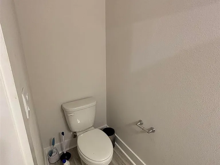 9469 Nature Creek Ln — Photo 31