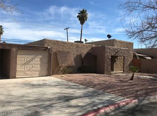 49 Village Green Ct, Las Vegas, NV 89110