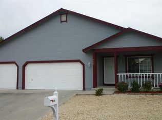 565 Blue Skies Dr, Sparks, NV
