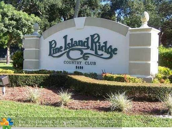 4th image of 1701 Whitehall Dr APT 406