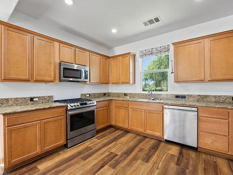 1922 Delacorte Dr #1922 — Photo 21