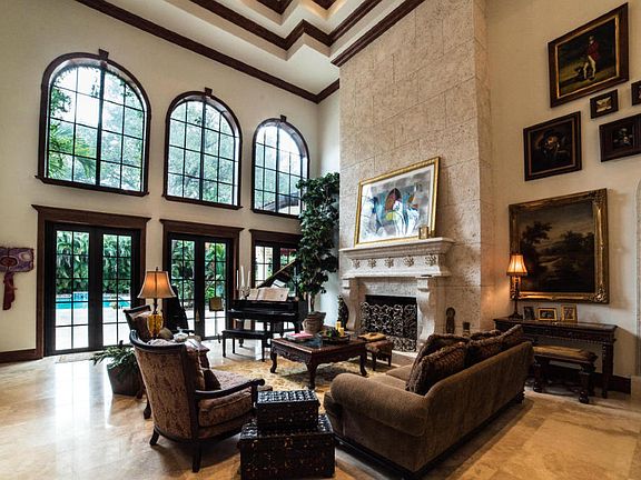 4th image of 16244 Bridlewood Cir