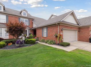 13360 Shire Ln #23, Southgate, MI