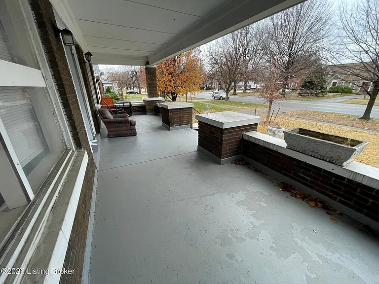 1836 Algonquin Pkwy #1 — Photo 6