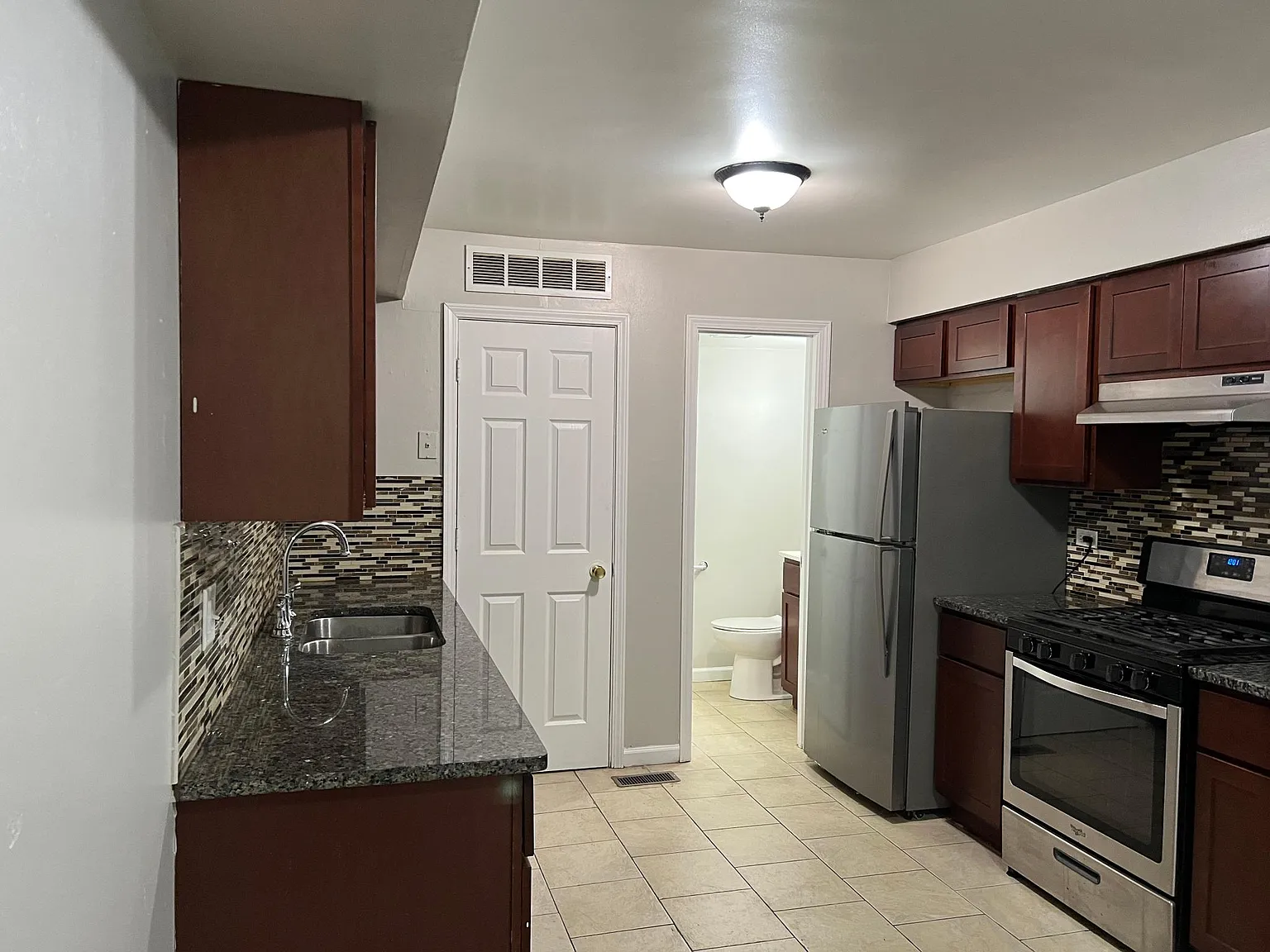 7607 Bristol Lane — Photo 4