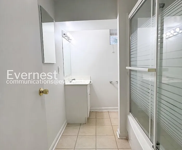 5427 Varnum St — Photo 15