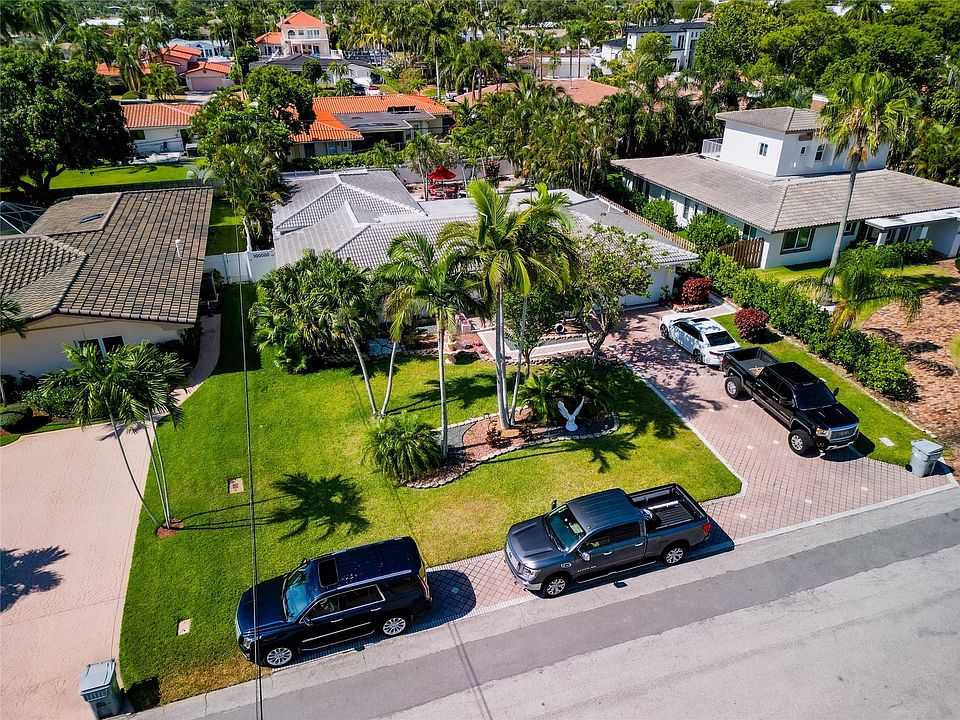 1st image of 2650 NE 23rd Court