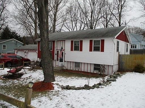 3rd image of 57 Willie St