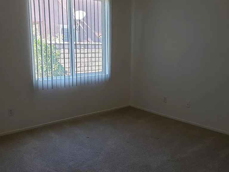 82814 Plymouth Dr — Photo 32