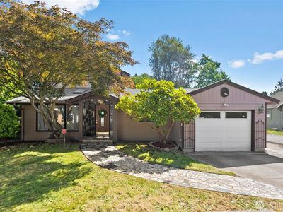 18542 Stone Avenue N, Seattle, WA, 98133