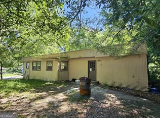 1356 McIntosh Rd, Douglasville, GA 30134