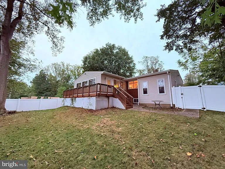 6910 Fern Pl — Photo 14