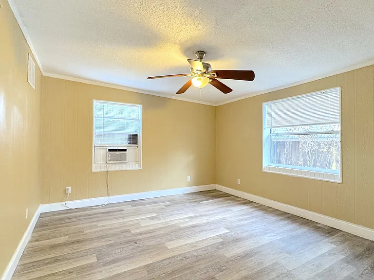 170 Kingston Ave #170 — Photo 8