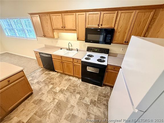 3rd image of 522 Longview Dr #A