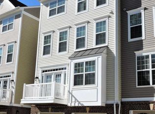 45665 Winding Branch Ter, Sterling, VA 20166