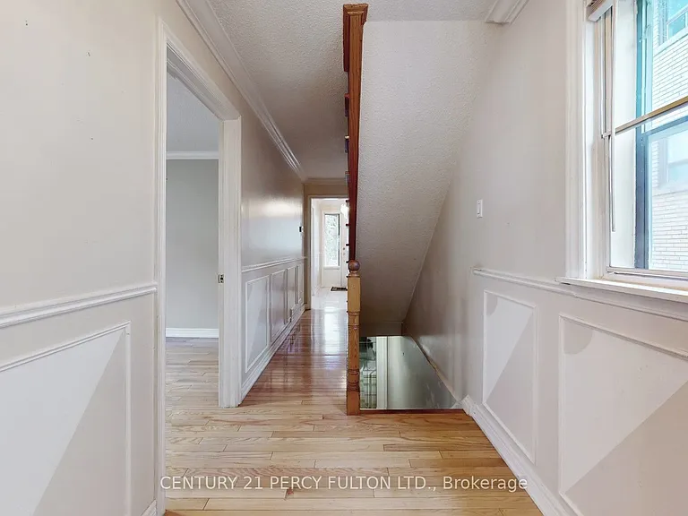 69 24th St — Photo 32