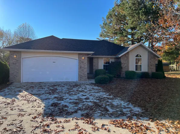 1906 Ava View Court, Ava, MO 65608