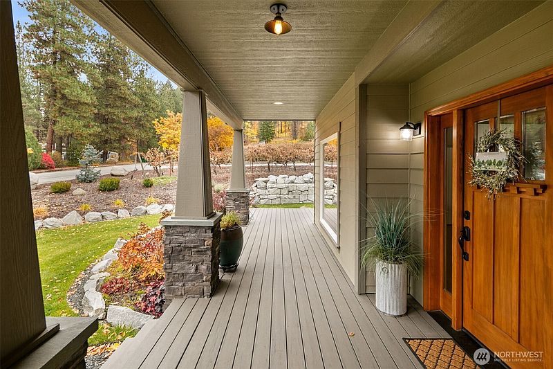 4th image of 11709 Pear Tree Court