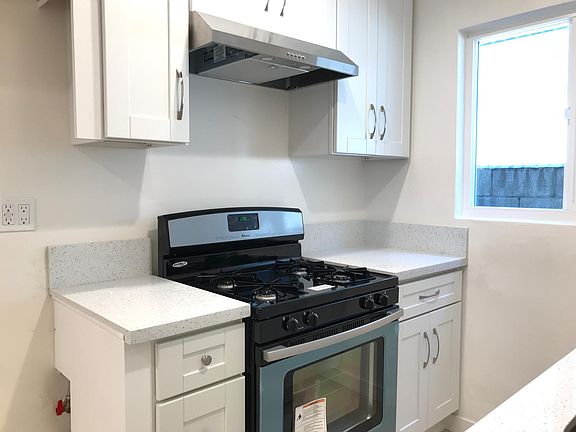 2nd image of 450 Riverdale Dr #4