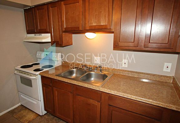 4th image of 1730 E 6th Ave Unit 1730