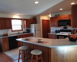 4th image of 5115 E Johannsen Ln