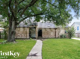 14111 Blazey Dr, Houston, TX 77095