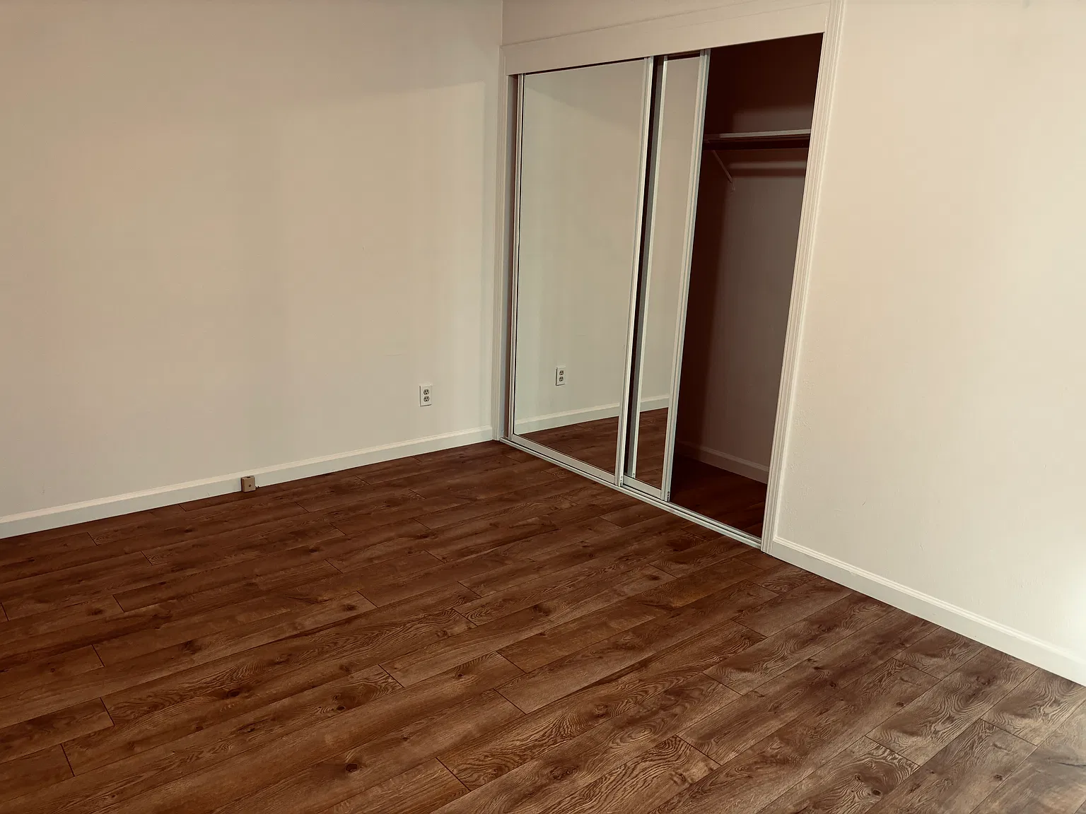 1 bed, 700 sqft, $2,495 — Photo 3