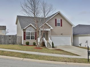 5247 Dobson Ln, Shelbyville, KY 40065