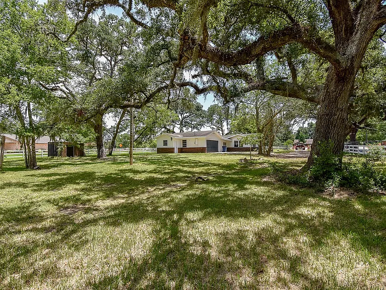 1410 S Columbia Dr #36 — Photo 11