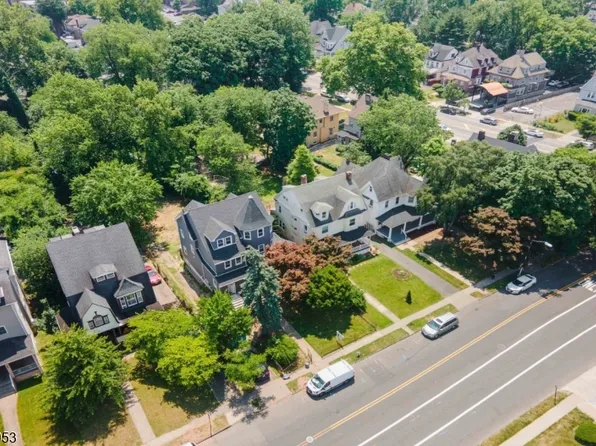 100 Glenwood Ave #1, East Orange, NJ 07017